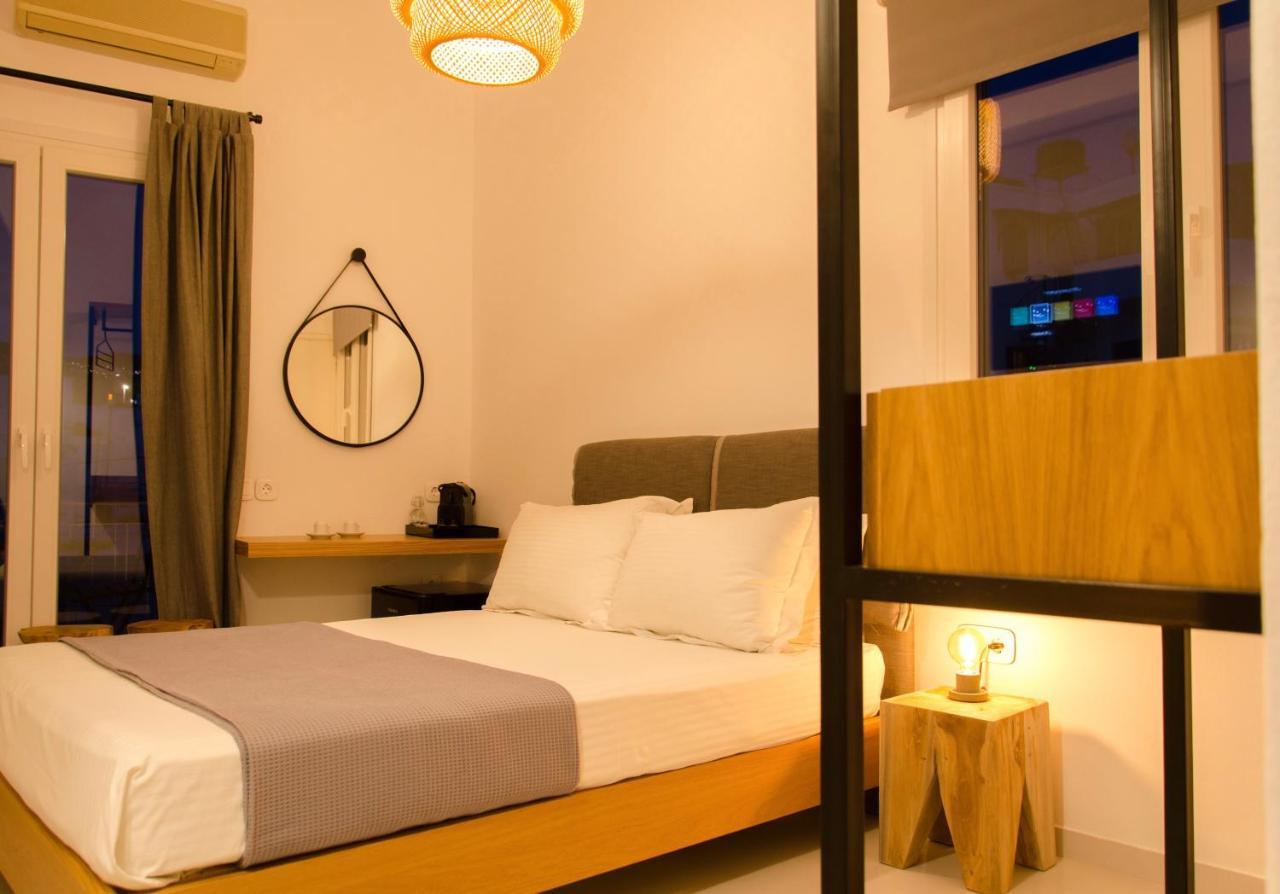 Eleana Hotel Tínos エクステリア 写真