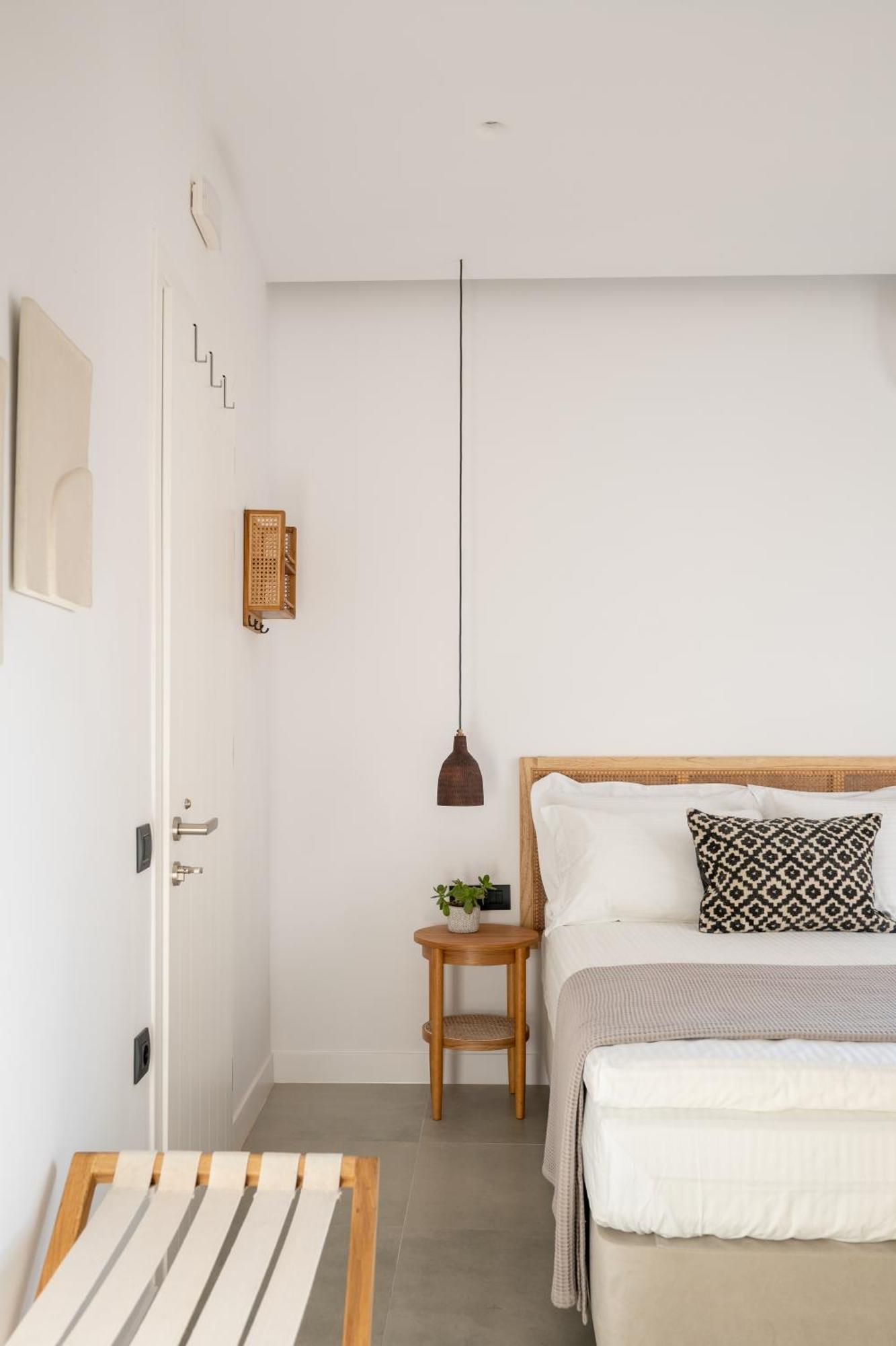 Eleana Hotel Tínos エクステリア 写真